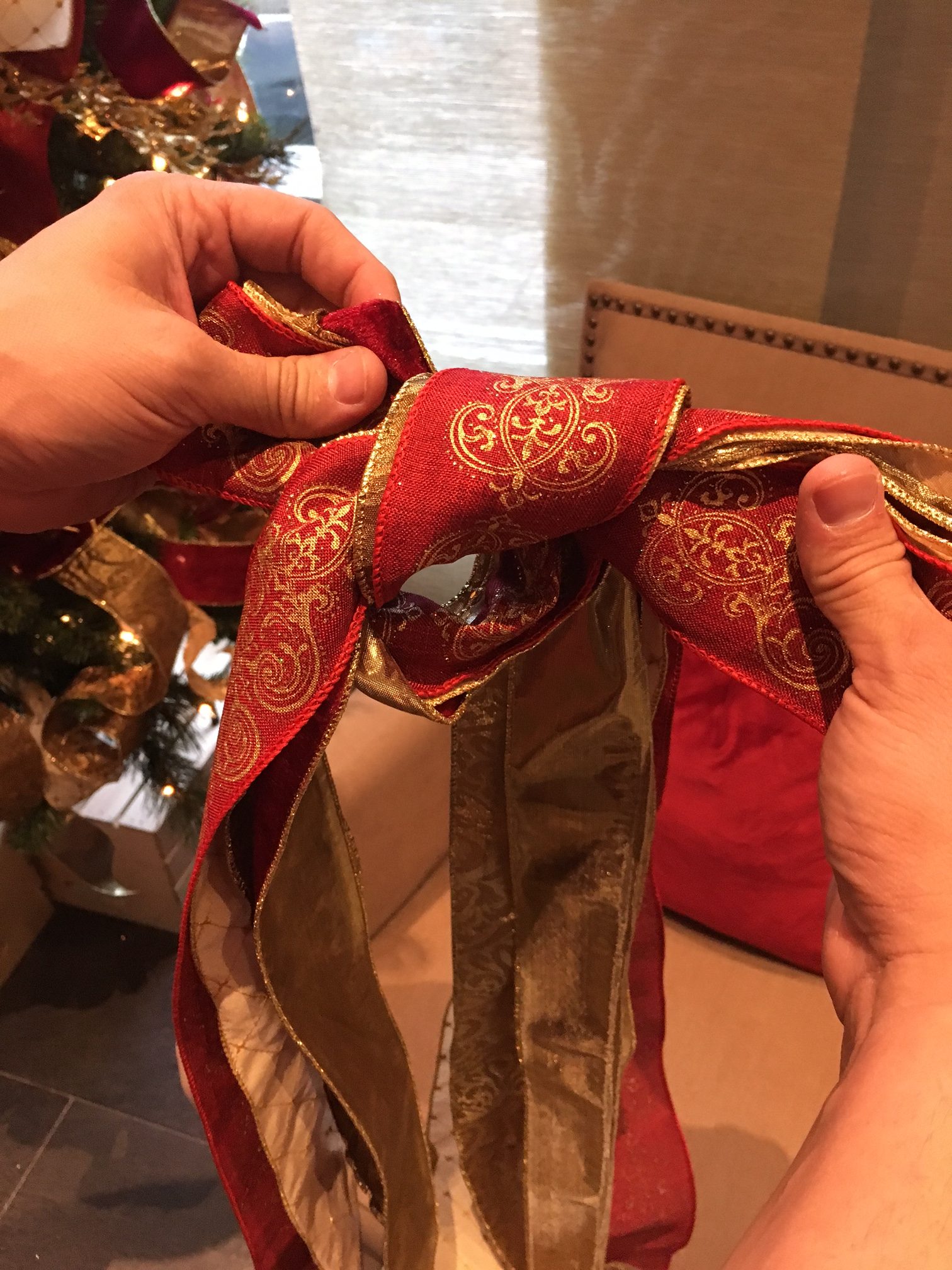 2 easy tips for a designer christmas tree