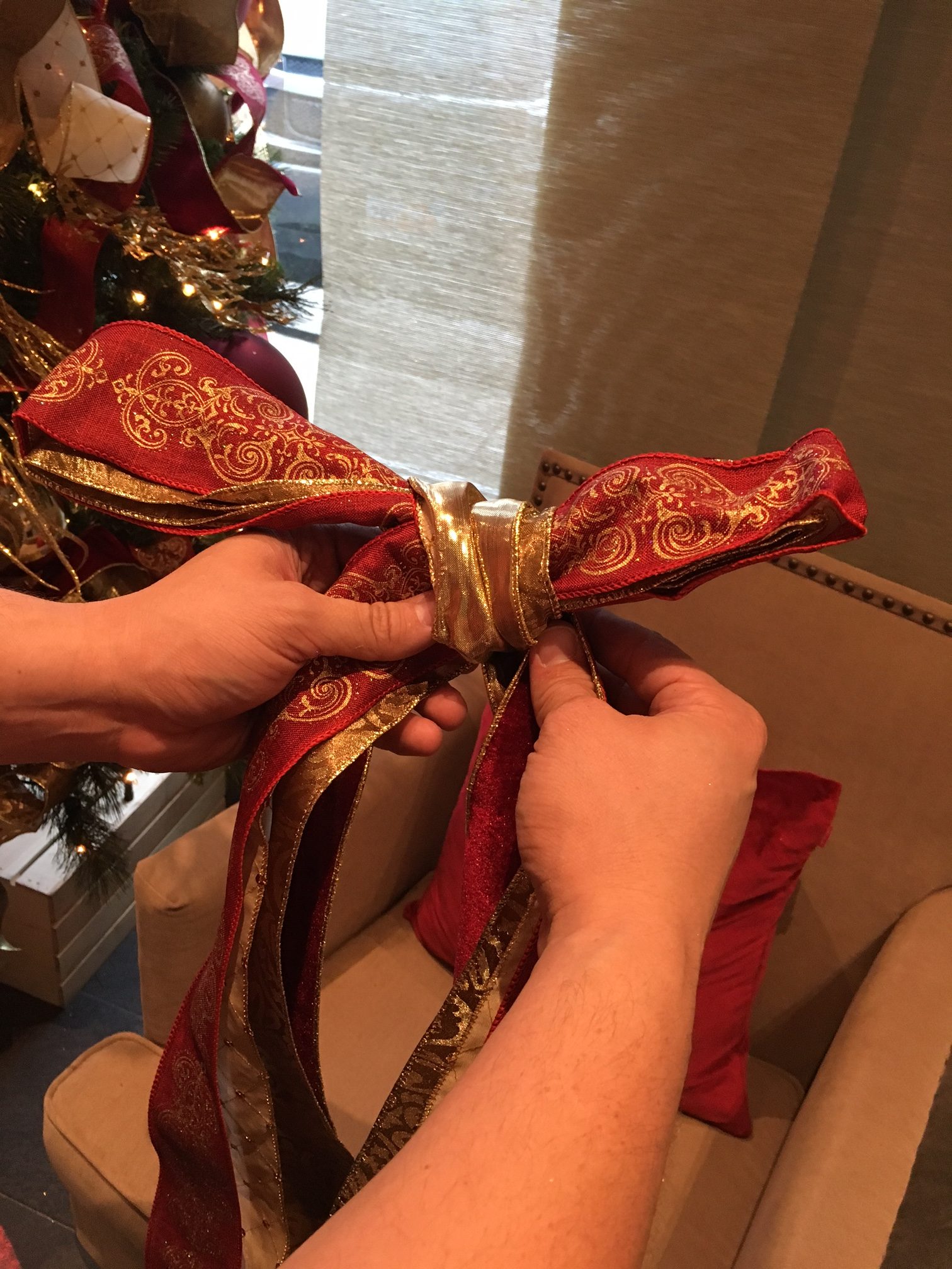 2 Easy tips for a Designer Christmas Tree