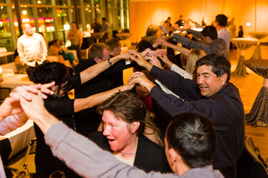Learn wedding advice like creating your wedding guest list, with the help of Lux Catering and Events - Utah's premier wedding caterer and wedding planners