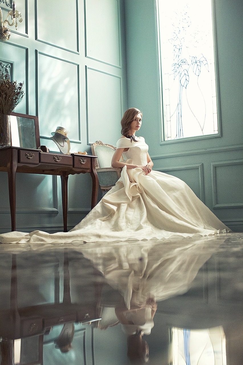 Wedding dress shopping advice 