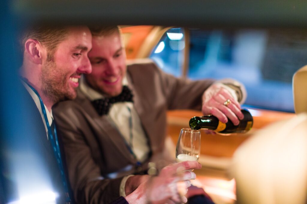 The importance of leaving wedding catering reviews and wedding reviews for all vendors